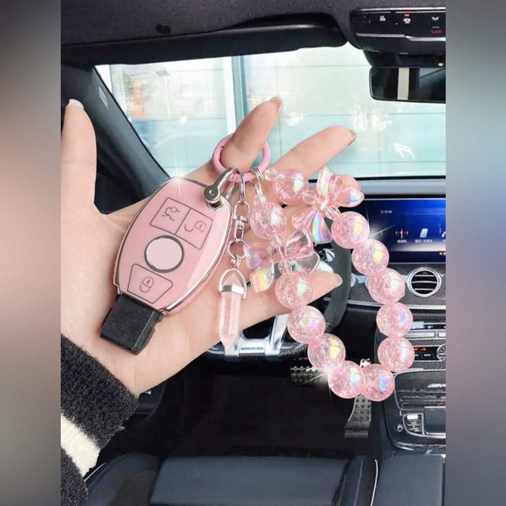 🆕 Pink Mercedes key fob case and key chain